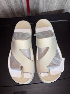 CROCS beige  Cross-Strap Slide Sandals